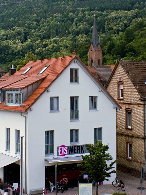 Gaestehaus Eschers Eiswerk Annweiler am Trifels Exteriör bild